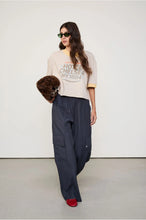Load image into Gallery viewer, T-SHIRT HOTEL CHELSEA
