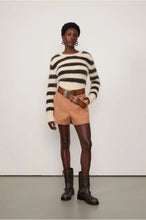 Load image into Gallery viewer, BLUSA DE TRICOT PELINHO LISTRADO
