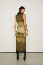 Load image into Gallery viewer, VESTIDO TULE LOC PAISAGEM CIDADE
