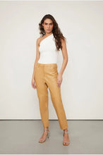 Load image into Gallery viewer, BLUSA UM OMBRO SO FRANZIDA
