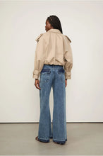 Load image into Gallery viewer, CALÇA JEANS BOLSOS FOLK

