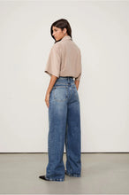 Load image into Gallery viewer, CALCA JEANS WIDE LEG MARMORIZADA
