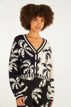 Load image into Gallery viewer, CARDIGAN CURTO TRICOT COQUEIRADA
