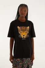Load image into Gallery viewer, T-SHIRT MEDIA ONCA ESMERALDA PRETA
