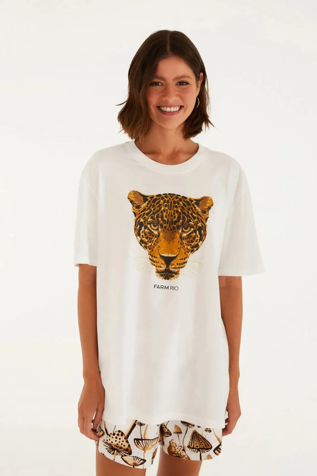 T-SHIRT MEDIA ONCA ESMERALDA OFF WHITE