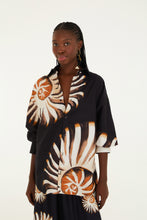 Load image into Gallery viewer, CAMISA ENGENHARIA AMONITA PRETO
