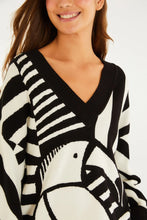 Load image into Gallery viewer, PULL TRICOT DECOTE V TUCA LEGAL
