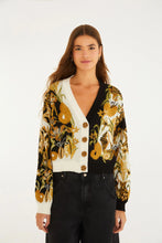 Load image into Gallery viewer, CARDIGAN TRICOT CONCHA SURREAL
