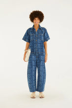 Load image into Gallery viewer, CAMISA + CALCA JEANS BARREL LASER RIO GRAFICO SET
