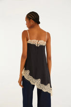Load image into Gallery viewer, VESTIDO TUNICA ARTESANAL FLORAL RENDA
