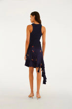 Load image into Gallery viewer, SAIA ASSIMETRICA BORDADO MORANGO (SKIRT)
