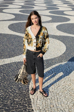 Load image into Gallery viewer, BERMUDA BLACK JEANS
