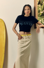 Load image into Gallery viewer, BLUSA TRICOT LIFE COMES IN WAVES
