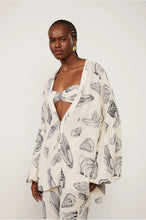 Load image into Gallery viewer, CAMISA OVERSIZED + CALCA DE GEORGETTE ESTAMPADO SET
