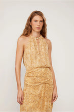 Load image into Gallery viewer, BLUSA DE ALCINHA DETALHE POMO
