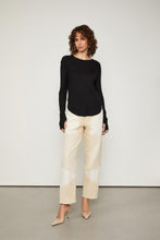 Load image into Gallery viewer, CAMISETA DE MALHA ML BARRA ARREDONDADA
