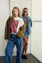 Load image into Gallery viewer, CAMISETA DE MALHA FROSTED AFFECTION

