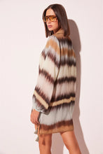 Load image into Gallery viewer, CHEMISE CURTO LISTRADO TIE DYE
