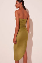 Load image into Gallery viewer, VESTIDO CURTO BANANEIRA
