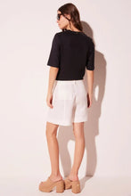 Load image into Gallery viewer, SHORT CINTURA ALTA COLINAS OFF WHITE

