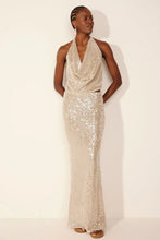 Load image into Gallery viewer, FRONT-ONLY DEGAGE SCALLOPS TOP + SCALES LONG SKIRT SET
