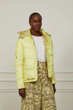 Load image into Gallery viewer, ANIMAL CHA REVERSIBLE PRINTED NYLON JACKET
