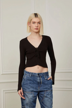 Load image into Gallery viewer, LOCKED TRICOT KNITTED BLOUSE
