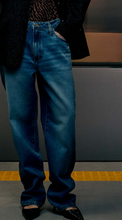 Load image into Gallery viewer, CALCA JEANS STRAINGTH RESINADA BOOT 70S
