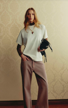 Load image into Gallery viewer, TSHIRT MALHA GOLA ALTA BASIC OFF WHITE
