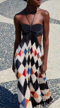 Load image into Gallery viewer, VESTIDO PLISSADO CIRCO GRAFICO
