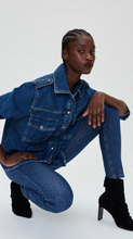 Load image into Gallery viewer, MEDIUM HEEL LEATHER BOOT
