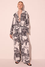 Load image into Gallery viewer, CAMISA MANGA LONGA + CALCA PANTALONA ZEBRAS

