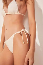 Load image into Gallery viewer, CALCINHA LACINHO LINA LYCRA TEXTURA CASCA UV50 (BIKINI BOTTOM)
